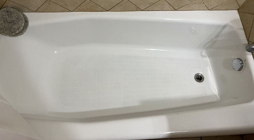 Customer-submitted bathtub final result photo